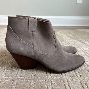 Frye Reina Suede Bootie Women 9.5 Taupe Gray Western Cowgirl Festival Ankle Boot